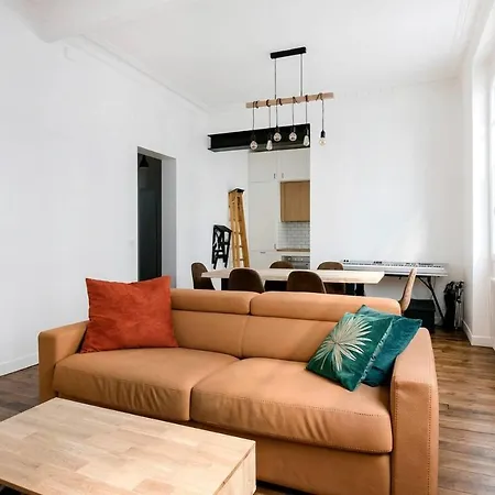 Charming Family In By Guestready * パリ